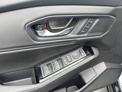 New 2026 Honda Accord Touring image 9