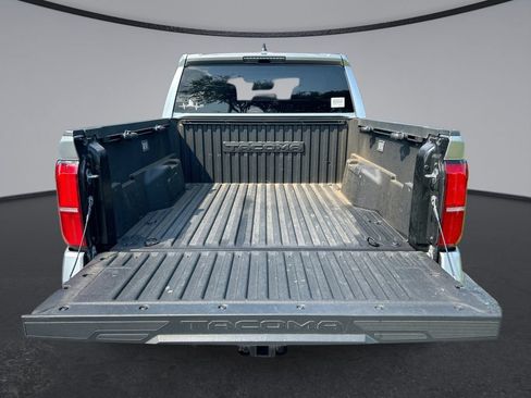 Used 2024 Toyota Tacoma TRD Sport RWD image 29