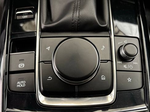 Certified 2025 MAZDA CX-30 AWD 2.5 S w/ Preferred Package image 27