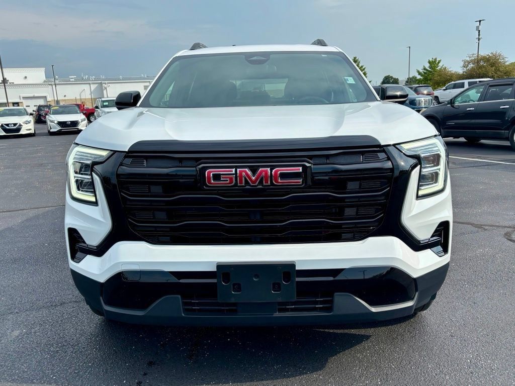 Used 2026 GMC Terrain Elevation w/ Elevation Premium Package AWD/4WD image 10