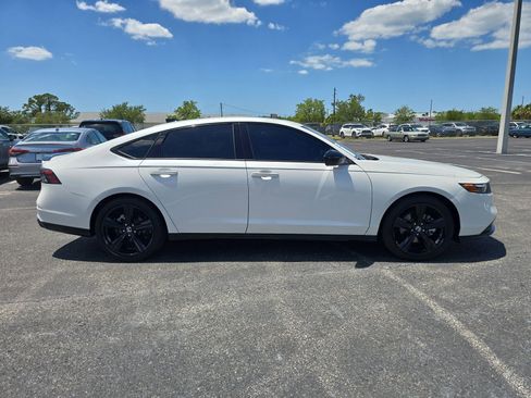 Certified 2023 Honda Accord Sport image 3