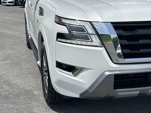 Used 2022 Nissan Armada SL w/ Captain's Chairs Package RWD image 13