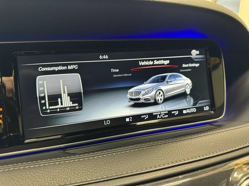 Used 2017 Mercedes-Benz S 550 4MATIC Sedan image 31
