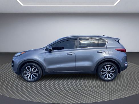 Used 2017 Kia Sportage EX w/ EX Technology Package image 3
