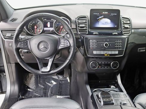 Used 2018 Mercedes-Benz GLE 350 4MATIC w/ Premium 2 Package image 15