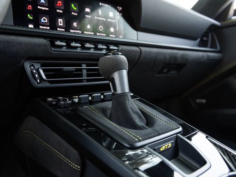 Certified 2022 Porsche 911 GT3 RWD image 28