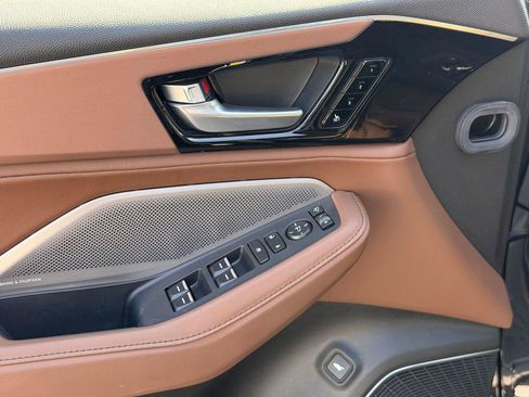 Certified 2026 Acura MDX FWD w/ Technology Package image 7