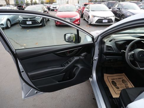 Used 2019 Subaru Impreza 2.0i image 16