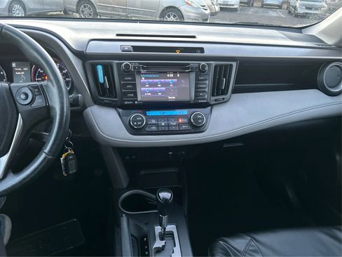 Used 2016 Toyota RAV4 XLE image 19