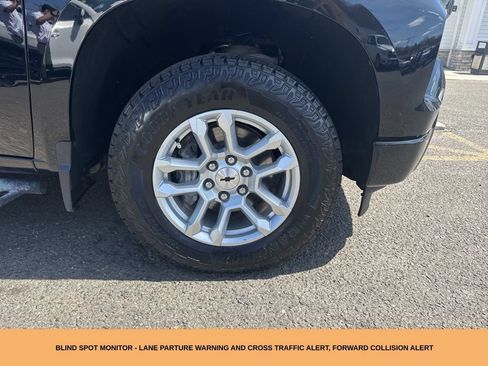 Used 2023 Chevrolet Silverado 1500 RST w/ Protection Package AWD/4WD image 10
