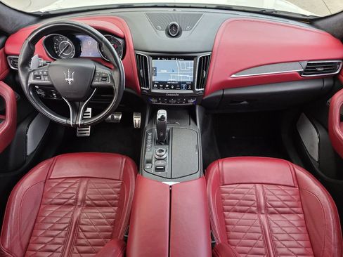 Used 2019 Maserati Levante GTS AWD/4WD image 9