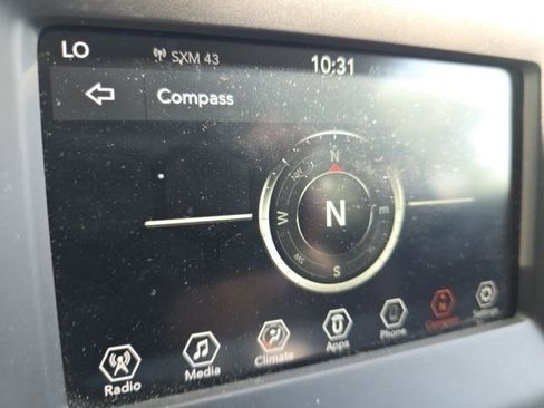 Used 2019 Jeep Compass Latitude AWD/4WD image 25