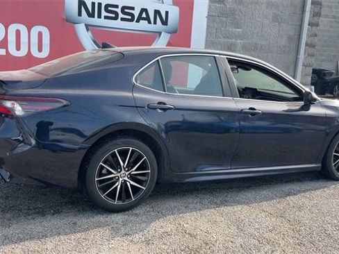 Used 2021 Toyota Camry SE image 20