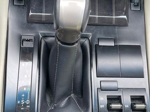 Used 2020 Lexus GX 460 Premium w/ Premium Package AWD/4WD image 21