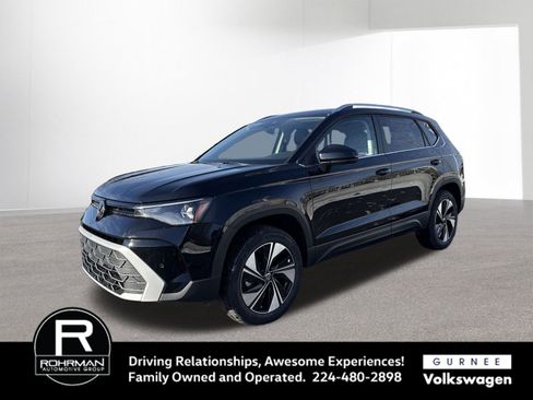 New 2026 Volkswagen Taos SE image 5