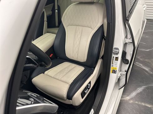 Used 2021 BMW X5 xDrive45e w/ M Sport Package image 15