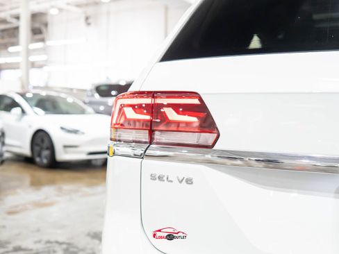 Used 2021 Volkswagen Atlas SEL image 43