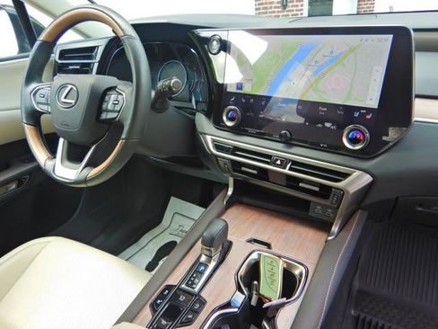 Used 2024 Lexus RX 350 Premium w/ Accessory Package (Z1) AWD/4WD image 5