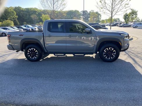 Used 2023 Nissan Frontier PRO-4X w/ Technology Package AWD/4WD image 2