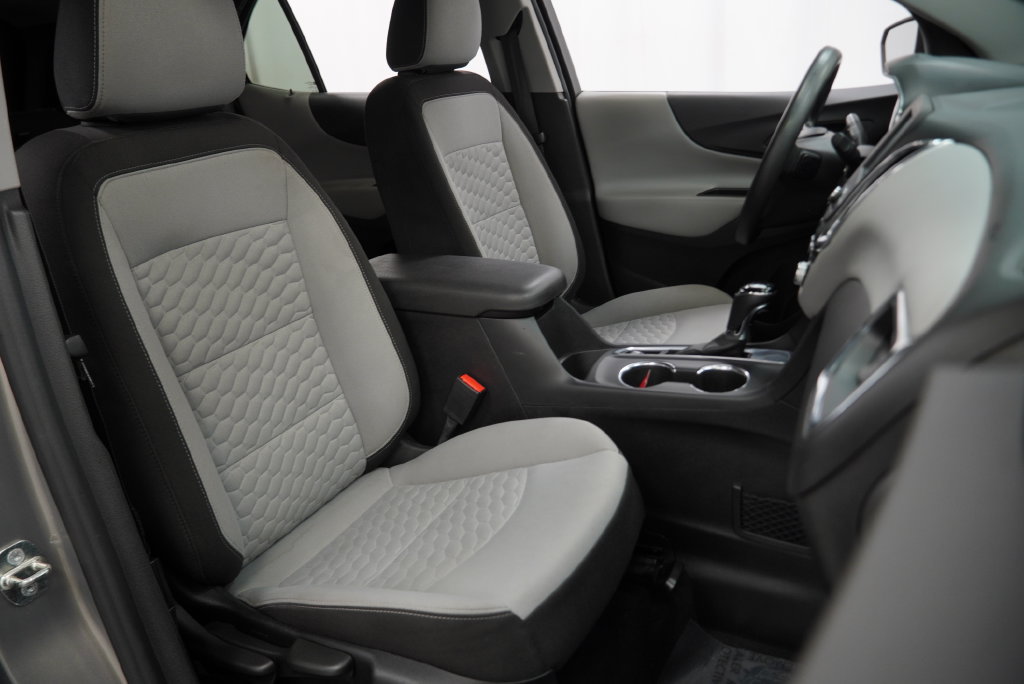 Certified 2018 Chevrolet Equinox LT FWD image 37