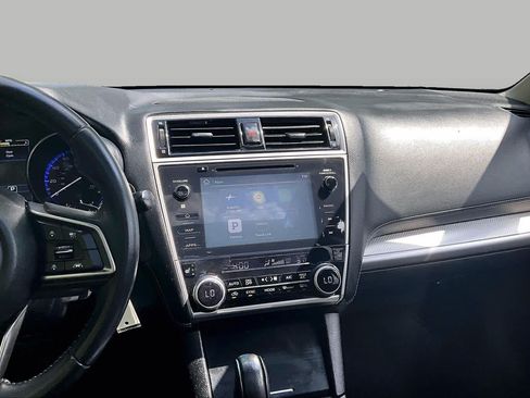 Used 2018 Subaru Outback 2.5i Premium AWD/4WD image 7