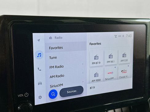 Used 2024 Toyota Corolla LE image 19