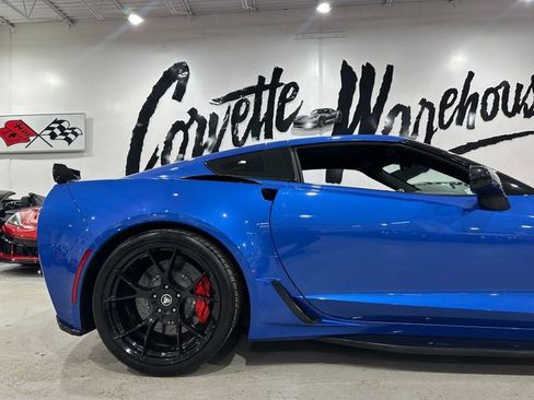 Used 2019 Chevrolet Corvette Z06 image 4