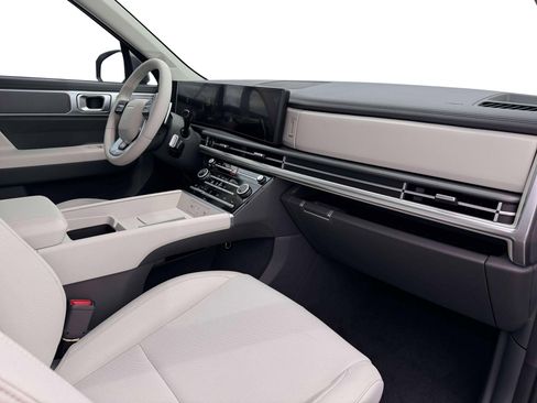 New 2026 Hyundai Santa Fe SE image 13