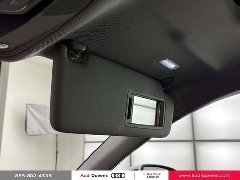 Used 2023 Audi Q5 2.0T Premium w/ Convenience Package AWD/4WD image 34