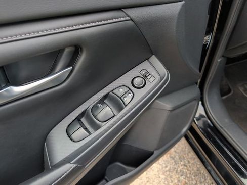 Used 2020 Nissan Sentra SV FWD image 18