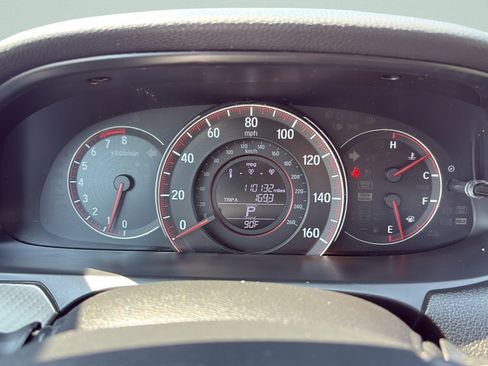Used 2016 Honda Accord Sport image 13