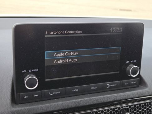 Used 2023 Honda Civic Sport image 4