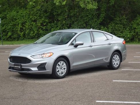 Used 2020 Ford Fusion S FWD image 20