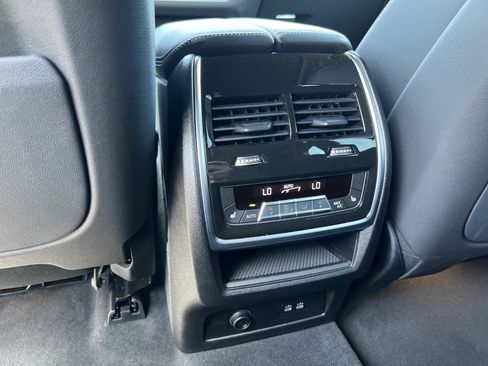 Used 2026 BMW X5 sDrive40i image 41