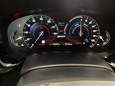 Used 2018 BMW 530e xDrive w/ Premium Package 2 AWD/4WD image 15