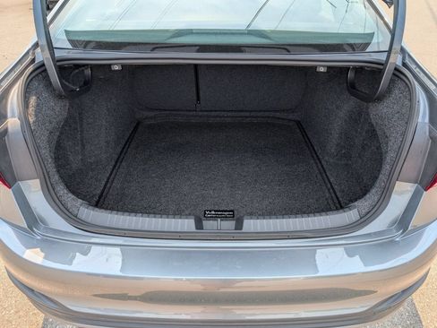 Used 2026 Volkswagen Jetta S FWD image 27