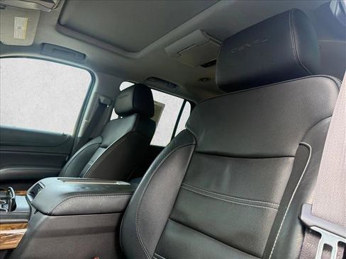 Used 2016 GMC Yukon Denali w/ Open Road Package AWD/4WD image 15