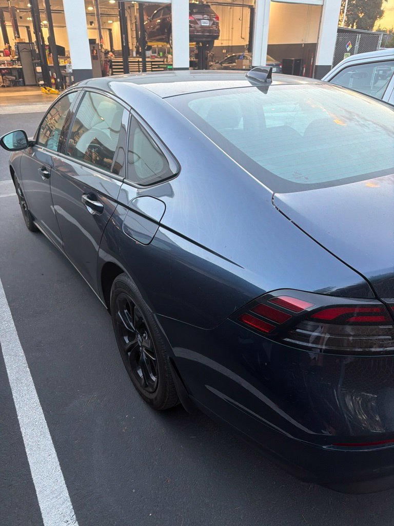 Certified 2025 Honda Accord SE image 5