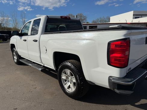 Used 2018 Chevrolet Silverado 1500 LS w/ Trailering Package AWD/4WD image 10