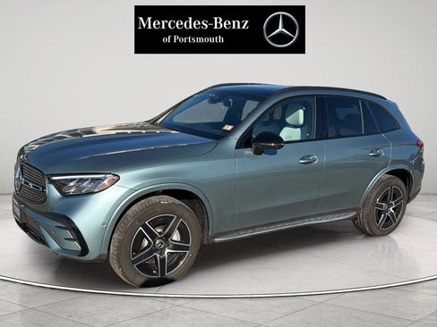 Certified 2025 Mercedes-Benz GLC 300 4MATIC image 1