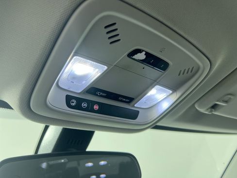 Used 2019 Chevrolet Traverse LT w/ LPO, Floor Liner Package image 20