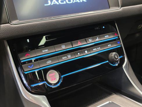 Used 2018 Jaguar XF S image 26