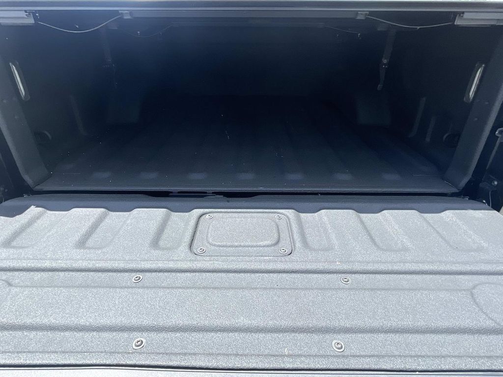 Used 2020 Jeep Gladiator Rubicon AWD/4WD image 11