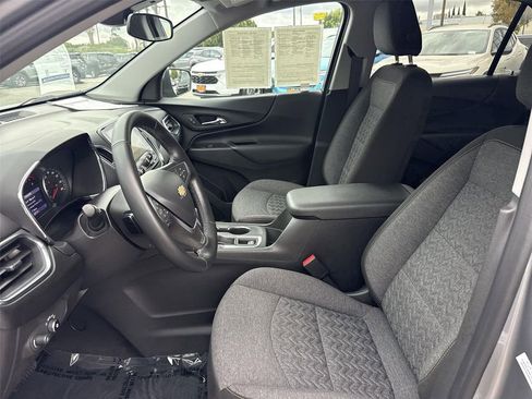 Used 2023 Chevrolet Equinox LT FWD image 17