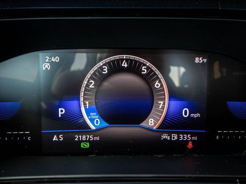 Certified 2023 Volkswagen Taos SE w/ Panoramic Sunroof Package FWD image 37