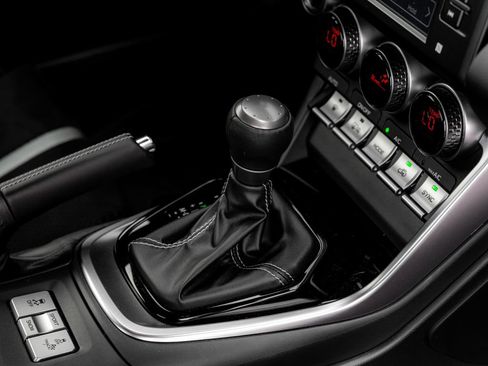 Used 2024 Toyota GR86 Premium RWD image 19