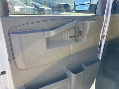 Used 2024 GMC Savana 2500 Work Van w/ Driver Convenience Package image 13