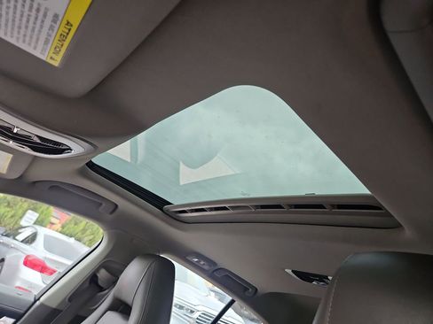 Used 2015 Porsche Panamera image 20