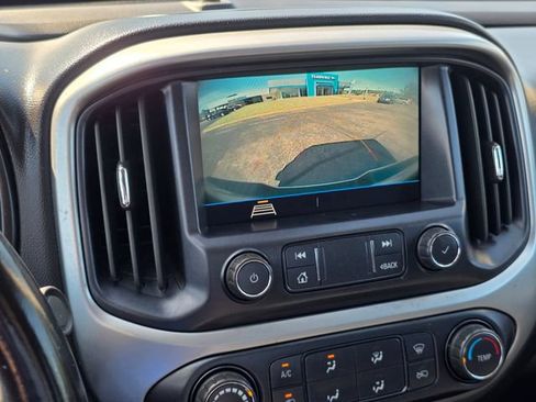 Used 2022 Chevrolet Colorado LT w/ Fleet Safety Package RWD image 23