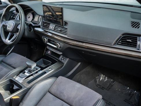 Used 2023 Audi SQ5 Premium w/ Convenience Package image 21